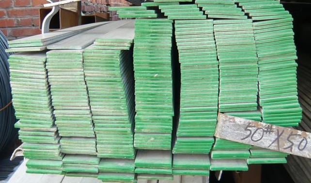 ����\���